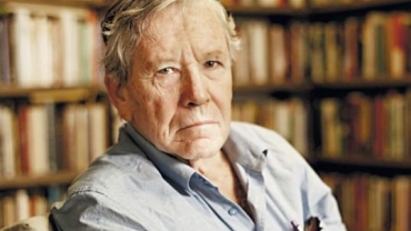 Amos Oz