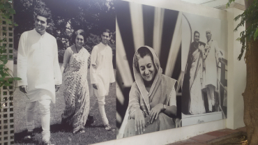 Indira Gandhi i la seva família