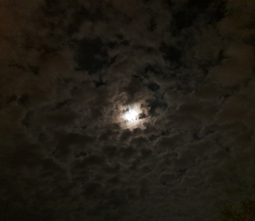 lluna núvols